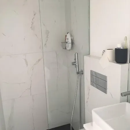 Cosy Flat For 2 In Santos-o-velho By Guestready Διαμέρισμα *